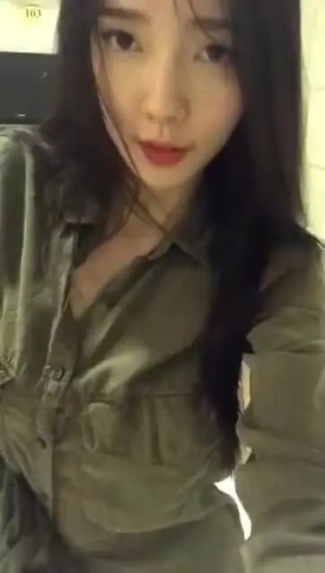 妩媚女友床上呻吟诱惑勾引自慰-36264557.mp4 new
