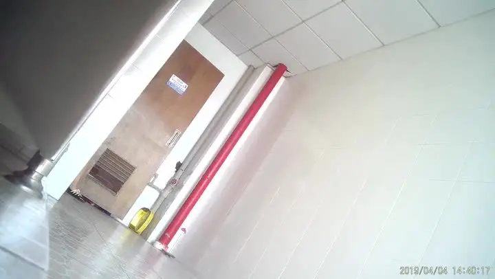 珍藏高清厕所偷拍抄底WC精品广东电子厂01