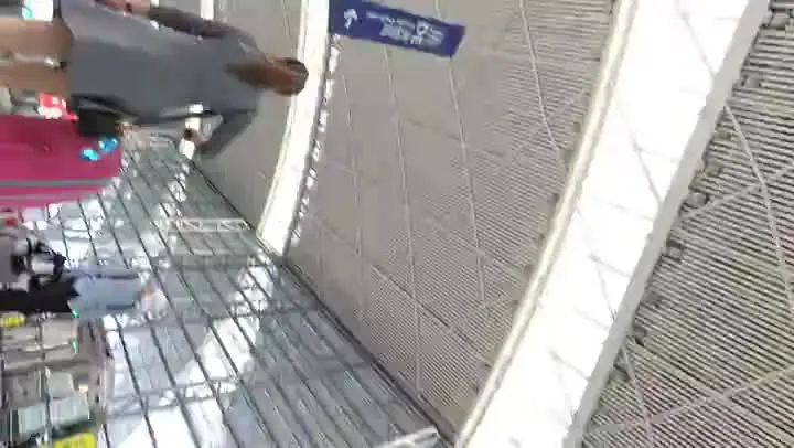珍藏高清厕所偷拍抄底4K精品收藏  1