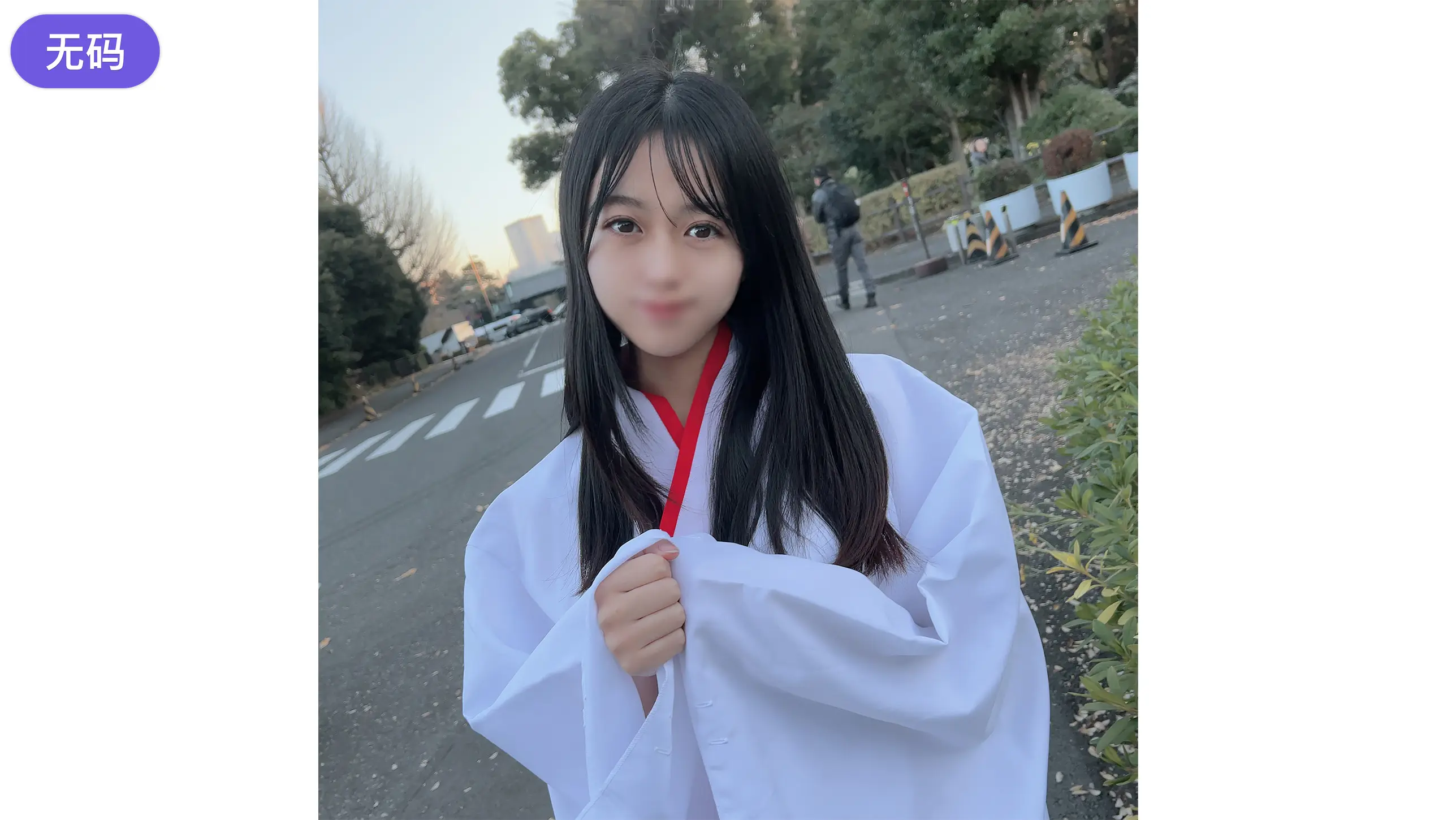 FC2-4494567 顔出し！3日間限定！学園では学級委員を務める真面目で可愛い女 ◯ ◯ 生をバイト先の巫女