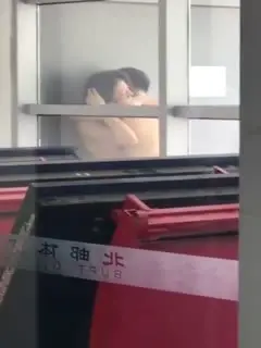 #北邮体育馆 #偷拍 #做爱 玩的刺激啊