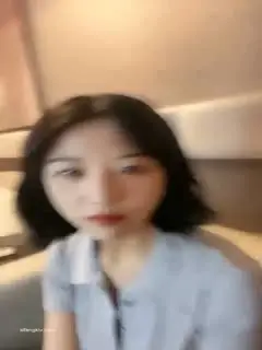 短发气质新人小妹,露奶露逼诱惑,胸好大。