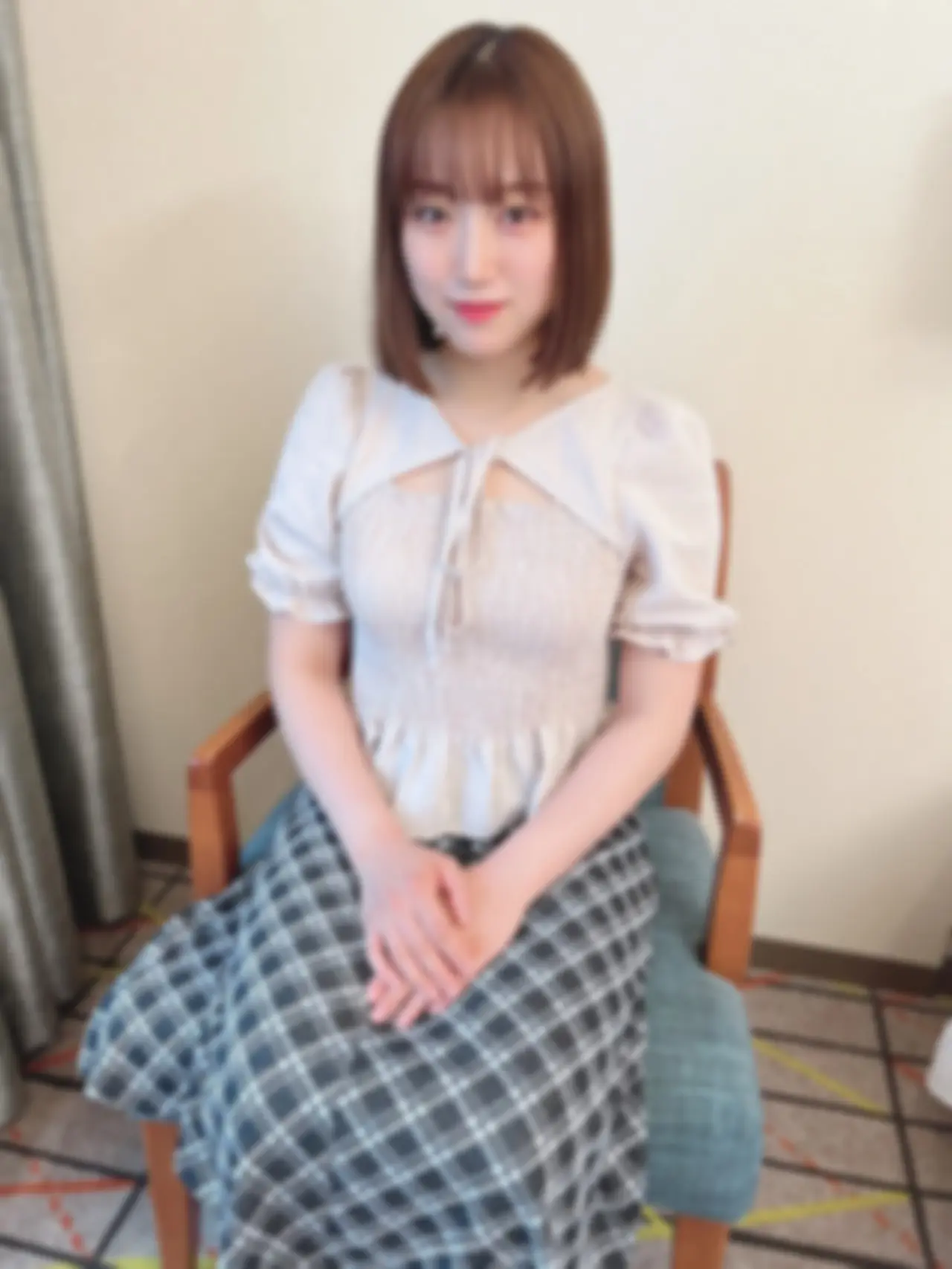 FC2-4312471 「わたし実は処， 女なんです··」男性経験0人の美女がここに処，女を捧げます。ど-cd2
