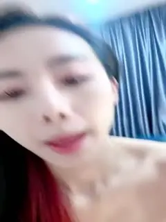 顶级美腿颜值女神!性感包臀裙【下篇】跪地吸吮深喉大屌,扶屌骑乘位没入,正入姿势冲刺爆操,无套内射2 (1)。