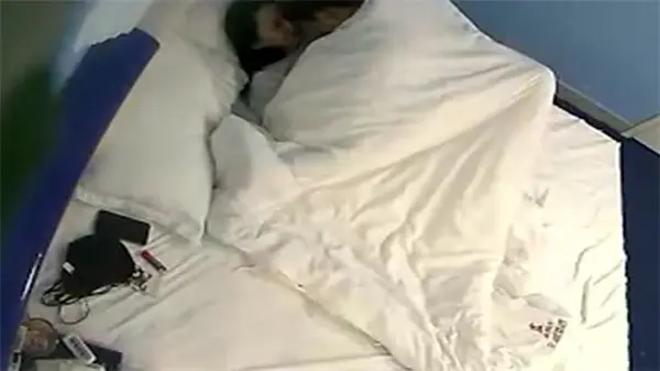 酒店偷窥激选：高清蓝色主题超诱惑偷拍！
