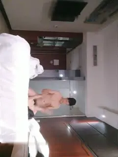约炮前提前放好手机偷拍直播先洗澡后啪啪大学生活好啊