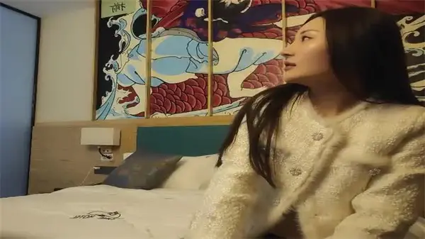 锅盖头猛男重金约炮极品轻熟女，高价享受顶级外围美少妇服务