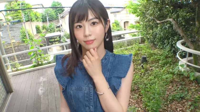 SIRO-4946 [手淫狂] 一个爱手淫的美少女，有时一整天都结束了。在镜头前，一边吹箫一边做爱……任何情况下，我都不会放过撞到我的电动按摩机！网络上的AV应用→AV体验拍摄1867