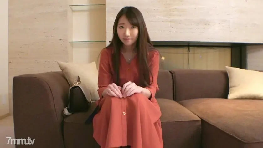 SIRO-4093 【第一枪】【娇美】【幼儿园老师假期打工】白皙脸蛋的幼儿园老师。长著一张孩子不能在假期里表现出来的顽皮脸..应用业馀，第一次AV拍摄133
