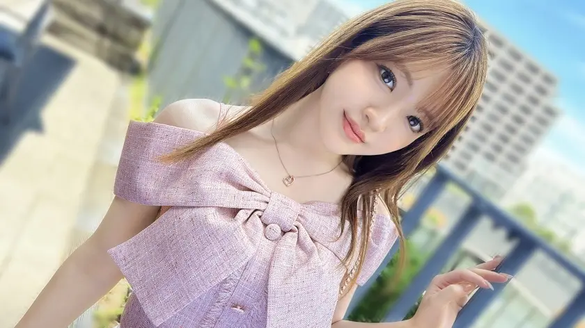 SIRO-5584 她出演的理由是“因为我热爱性爱”。一位在女子学校长大的年轻女孩！真由香