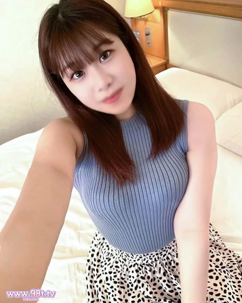 FC2PPV-4656892-【無修正】清楚**アナ系美人歯科助手! 初心なのにエロいカラダに欲情が止まらない