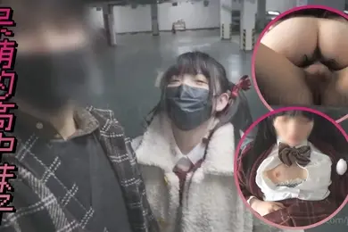 呆萌的高中妹子