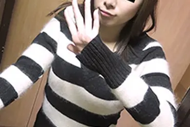 看看独居女孩的房间！ ～他认真地自慰～橘优奈