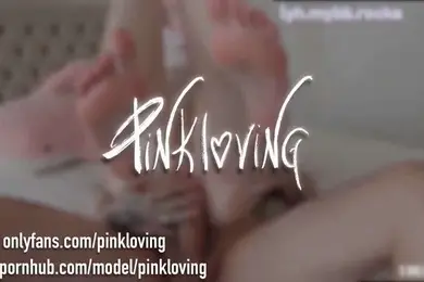 甜美可爱萝莉pinkloving粉嫩白虎小蝴蝶迎接哥哥大鸡巴无情摧残