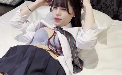 色白パイパンましゅまろボディと初々しさにメロメロ♥中出しｾｯｸｽ♥[セイ服Ver.]FC2-PPV-4777292