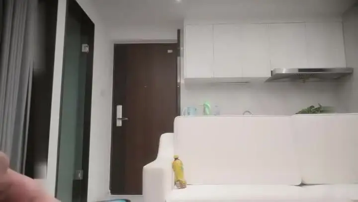 很有骚劲的极品小少妇，黑丝情趣完美好身材，撅着屁股的样子真骚，让大哥舔逼各种抽插A
