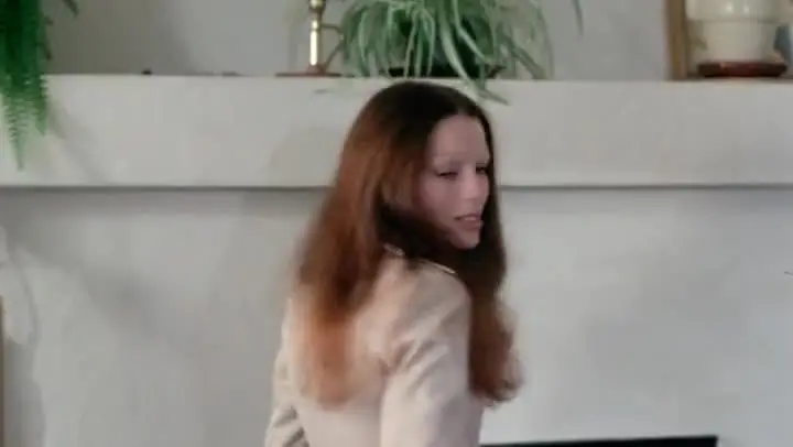 (妞妞想你了)和黑丝女友疯狂啪啪