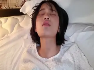 强迫少女学生做爱并录像!不听话的话就曝光!只能乖乖被肏1的!