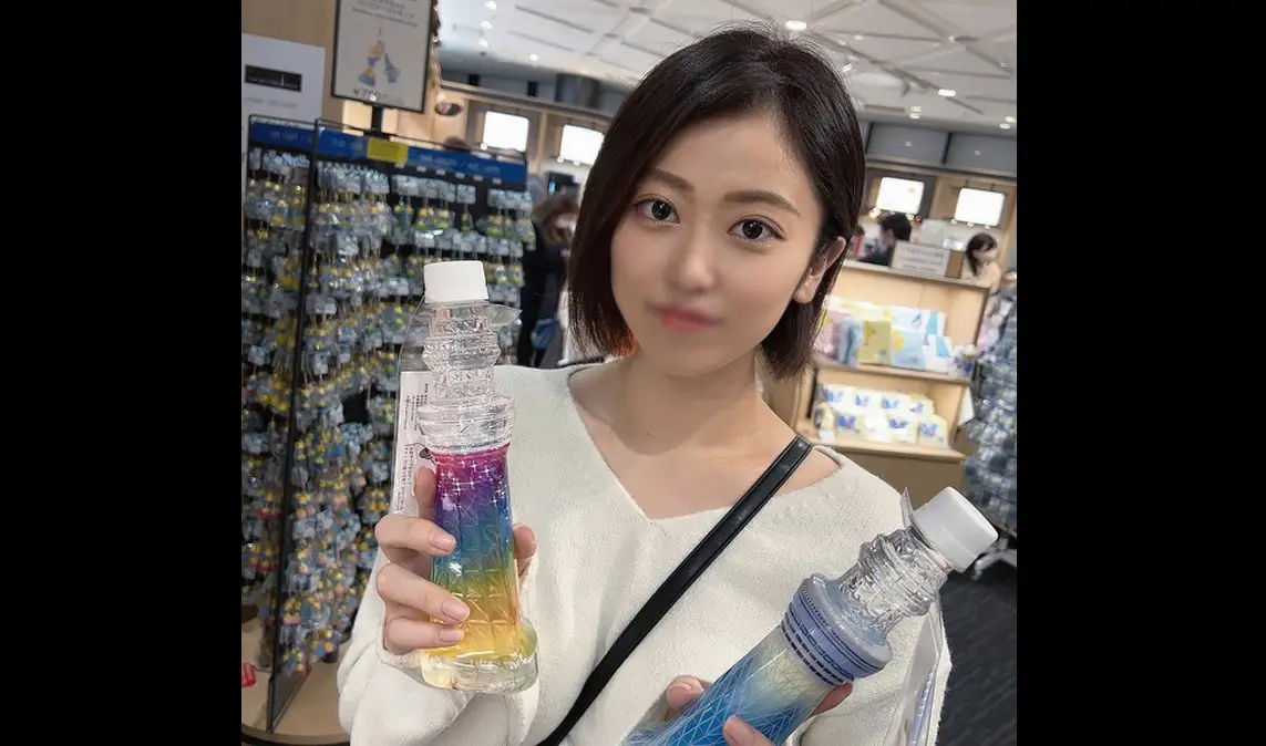 第一次拍摄·外观! !第一次来东京的大乳晕巨乳女大学生,硬着头皮给王令上课! !带个天真听话的不戴胸罩的JD,最