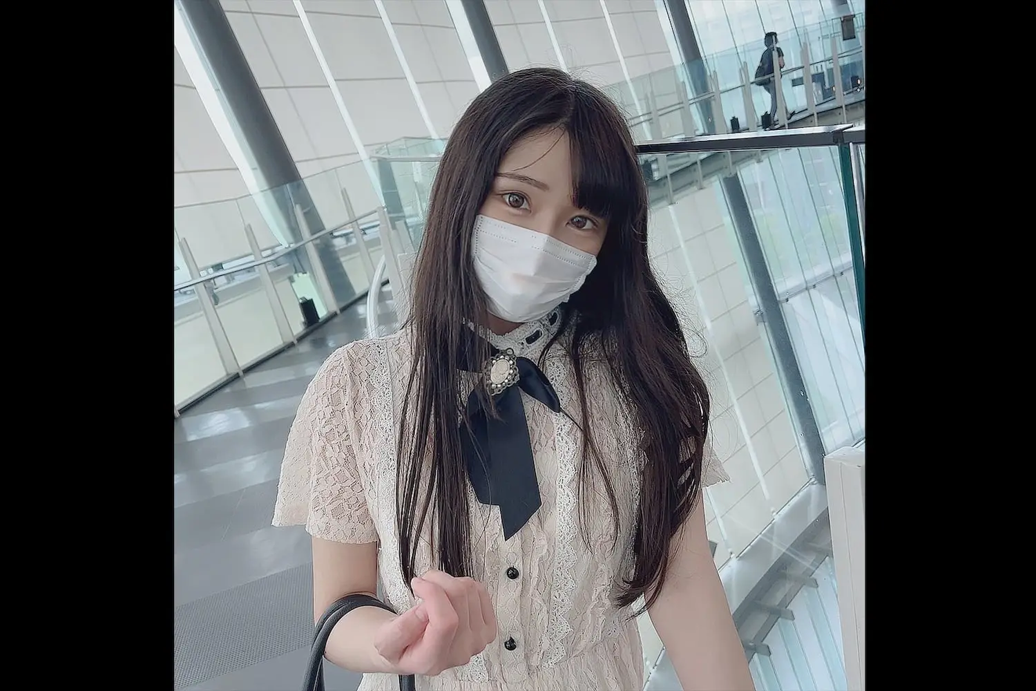 第一枪!给我一个我从未尝过的快乐,尖叫和尖叫,扭动,并喷射我的前学生两次! !