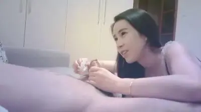 这不是那个明星吗?
