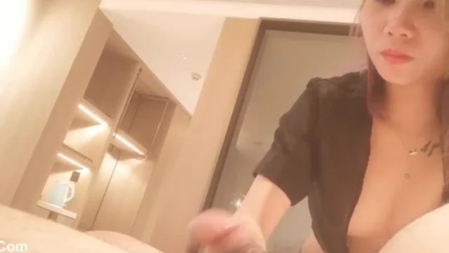 五星酒店选的160cm小厂妹佣金钱攻势测底征服拜金女