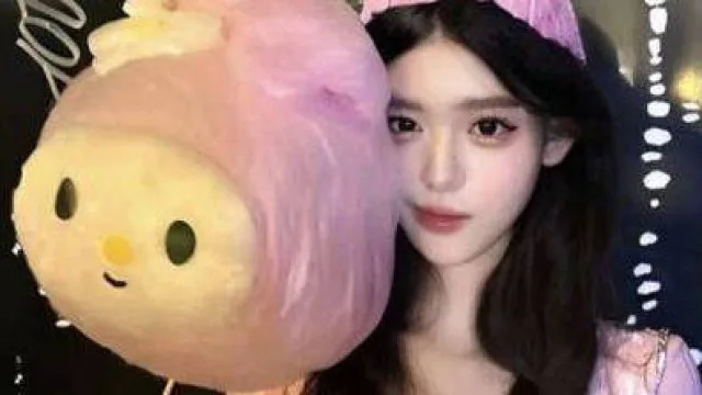 今天约了一个嫩妹身材苗条颜值上乘各种啪啪姿势都很配合-花匠