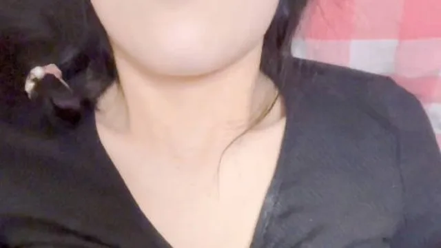与美女邻居偷情的时候她老公打电话查岗边接电话边挨操