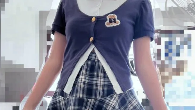 调教女儿无毛嫩穴指奸加扇耳光