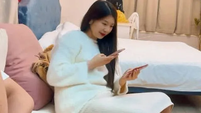 约了个外表清纯可爱的小妹妹-小浪