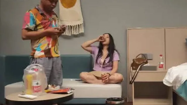 胖子传媒工作室07-05爆操五十多岁老熟女
