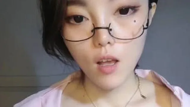 护士小姐姐在线教网友操逼