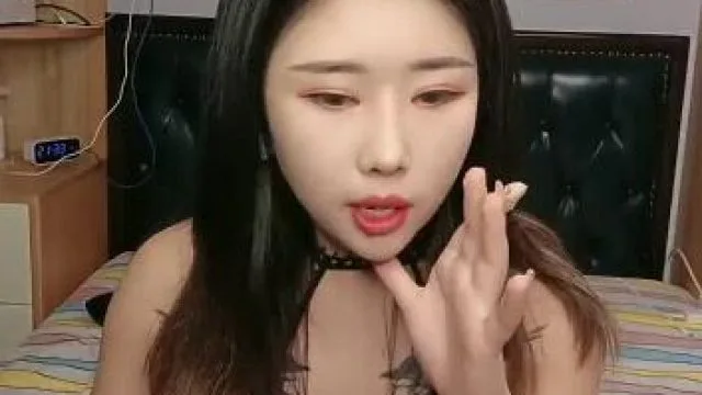 美女主播和炮友的啪啪秀-樱桃小丸子莜
