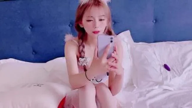 裸聊模特妹妹-小辣椒
