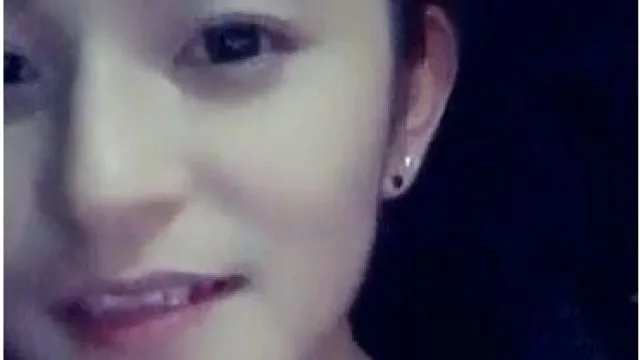 可爱新疆小美女主播与土豪大叔车震直播