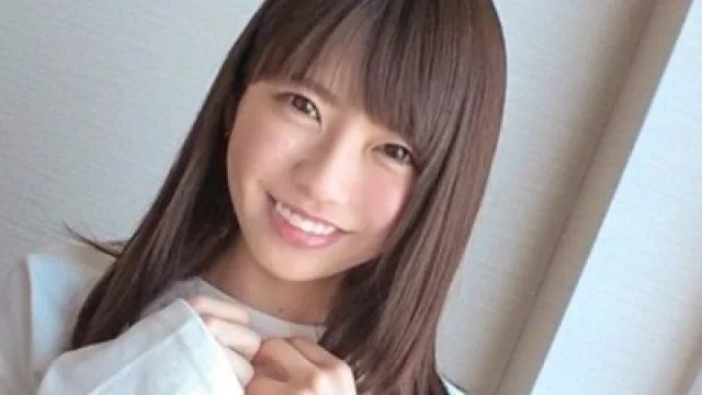 骑兵破解SIRO-4104 【初撮り】【激カワ18歳】【うぶ過ぎる大学1年生】恥ずかしさでカメラを凝視できないうぶな18歳の美少女。人生2人目の相手に.. ネットでAV