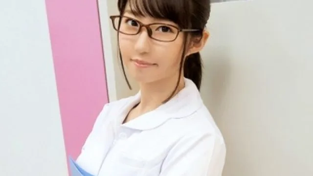 骑兵破解SIMM-365 【痴女】地味なナースは患者食いの常習犯！今日もこっそり真夜中の回診です【眼鏡】
