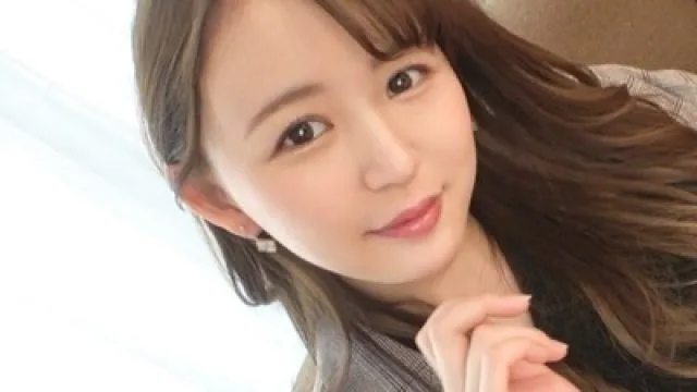 骑兵破解SIRO-4785 【初撮り】【セクシー過ぎる文学女子】【スレンダー美脚】パンチラギリギリのニットワンピを纏う色気ダダ漏れインテリJDが登場。巨根を