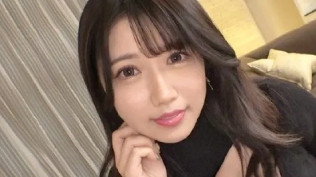 骑兵破解SIRO-4786 【初撮り】【アイドル顔×美尻】【大量潮吹き】キュートな笑顔が魅力的なカワキレ系美女を発掘。卑猥な音をたっぷりと鳴らしながら男根