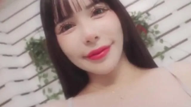 大像传媒DXOG-011代替房東盡盡地主之誼無套3P白皙巨乳櫻花女室友