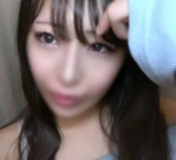 FC2PPV-4636989 身材苗条的六本木高级休闲女郎