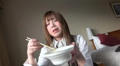 FC2PPV-4701342无限中出午休时光的激情