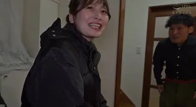 NACR-976 ご褒美がすぎる！？優梨まいなのやりすぎ神ファンサ！