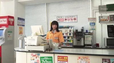 IPZZ-567 ボクの出勤に合わせてシフト出す小悪魔J刑女子のイタズラ囁きハニートラップ 学生バイトちゃん奥さんと客にバレずに店内不倫NTR 日向由奈