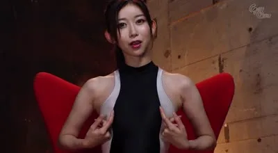 GVH-733 美脚で美尻な痴女のコスプレ淫語責め 黑川すみれ