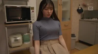 SONE-669 隣の団地妻がベランダにパンティを干す昼下がりは旦那不在のサインです。 黑島玲衣
