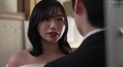 FSDSS-948 普段クールなのに二人きりだと甘えだす猫系セフレと密室で唾液だくだくおねだりベロキスSEX 三葉ちはる