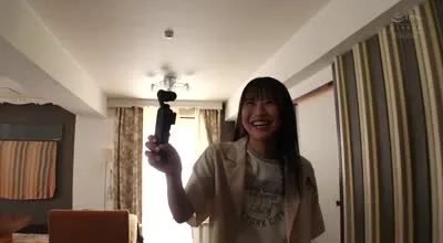 CAWD-813 AV女優から最も遠い元アイドルと一つ屋根の下で一晩中SEXした。 石原青