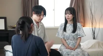 START-243 校内で露出誘惑して身も心も弄んでくるイタズラな美少女は幼馴染で誰もが知る有名芸能人小湊よつ葉