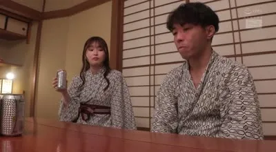 CJOD-449 出張先の相部屋で酔ったら淫乱化する後輩社員にハメ潮トルネード騎乗位で12発痴女られたボク 千川とわ